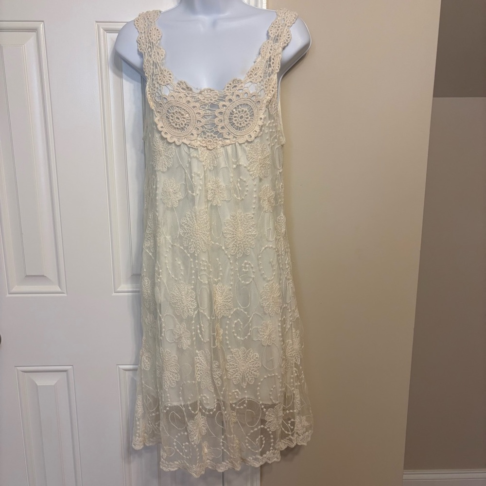 Vintage EUC Lace Dress
